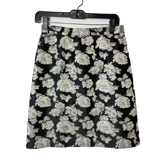 Adrienne Vittadini Dresses & Skirts - Adrienne Vittadini Floral‎ Straight & Pencil A-line Skirt Womens Size 2 Black